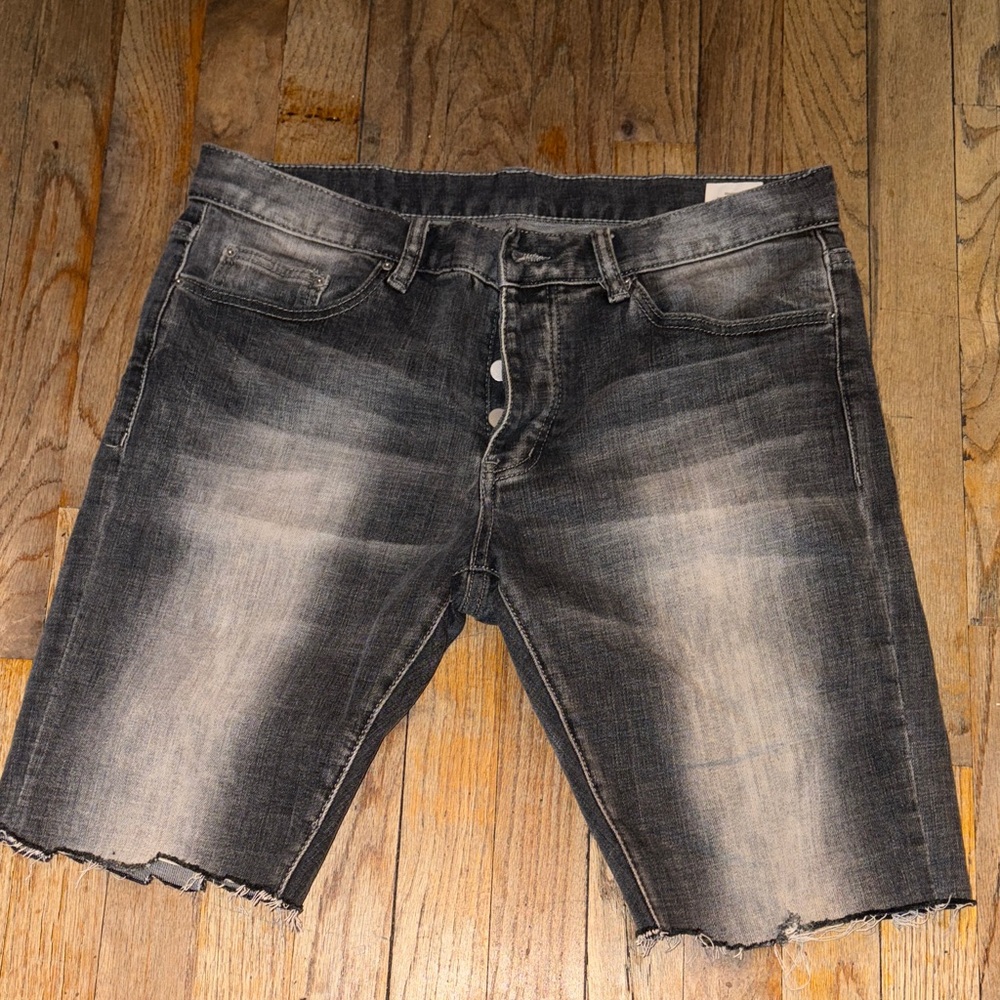 Mnml Men's Grey/Black Denim Shorts